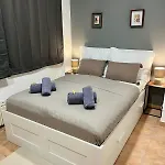 Spacious Apartment In Vienna Center