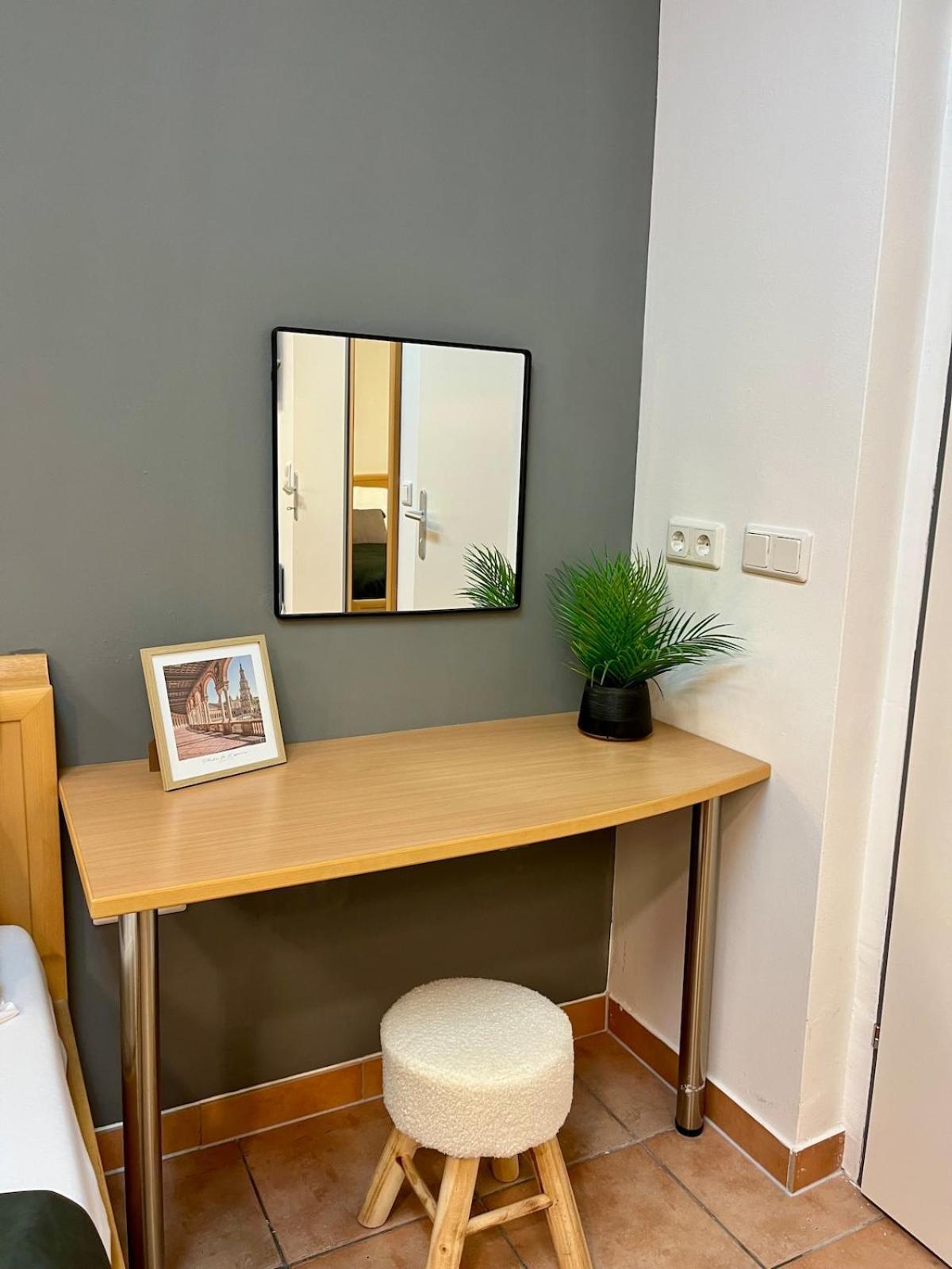 Apartment Spacious In Center Wien